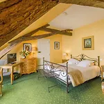 Chateau D'ygrande - Teritoria Hotel 4*