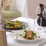 Chateau D'ygrande - Teritoria 4* イグランド