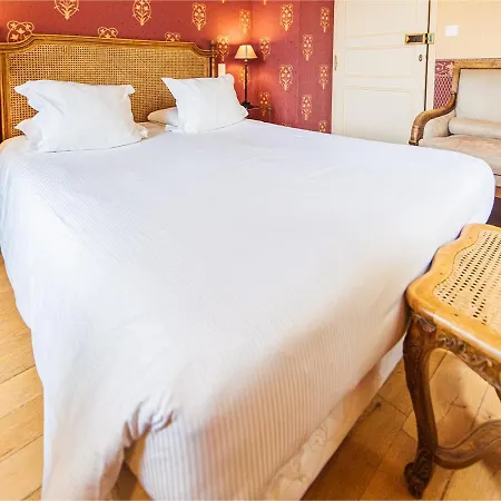 Отель Chateau D'ygrande - Teritoria