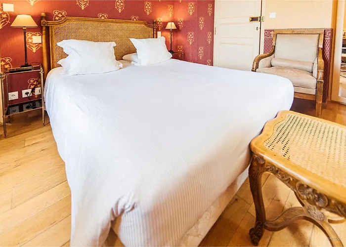 Hotel Chateau D'ygrande - Teritoria