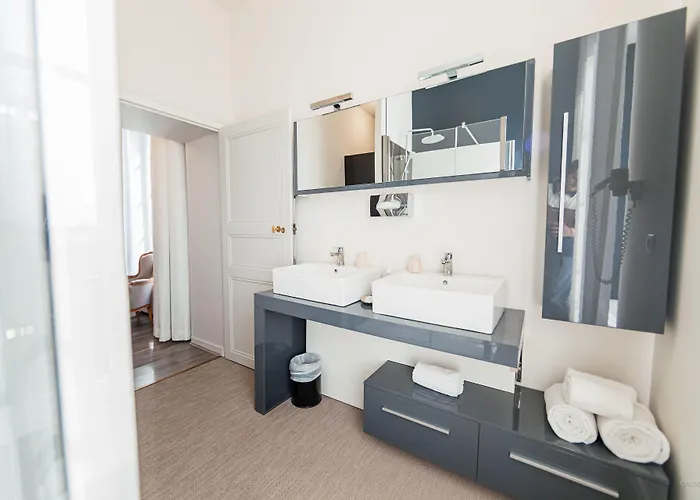 Hotel Chateau D'ygrande - Teritoria 4*